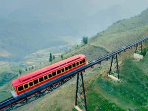 Jump the most advanced funicular of Vietnam