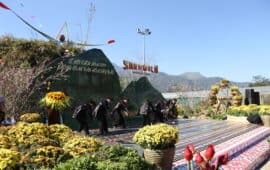 MANY MEANINGFUL SPIRITUAL ACTIVITIES AT THE SPRING FESTIVAL OF OPENING THE FANSIPAN HEAVEN GATE AND THE FANSIPAN FLOWER FESTIVAL 2020