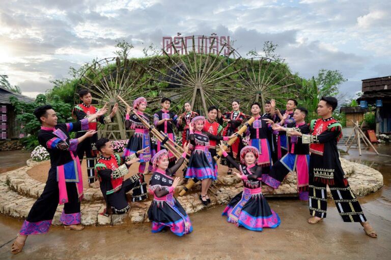 Sun World Fansipan Legend ra mắt show diễn thể nghiệm độc đáo trên đỉnh Fansipan, Sa Pa